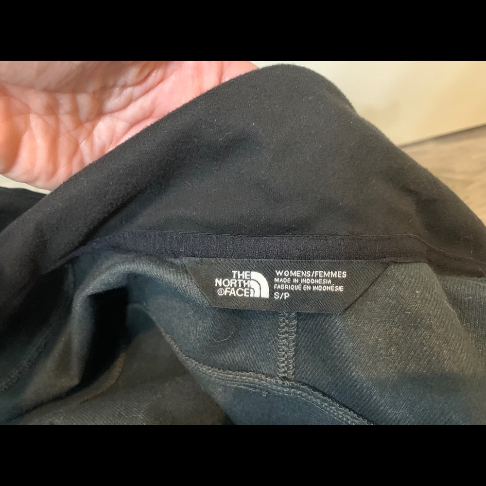 North Face Shell Jacket - Picture 6 of 6